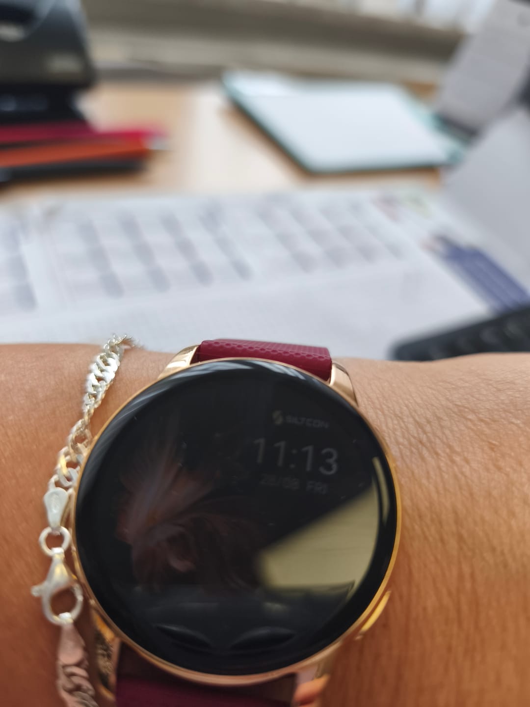 Customer photo review of Siltcon® Auréa Smartwatch Dames Goud