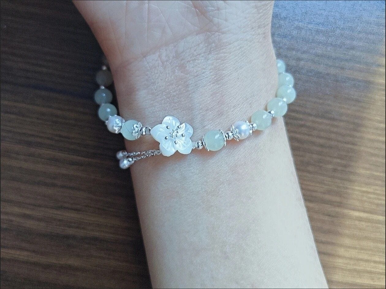 Customer photo review of Moli Hetian Jade Bracelet