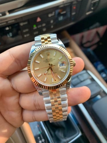 Customer photo review of Datejust 41mm Champagne Dial Yellow Rolesor 126333-009