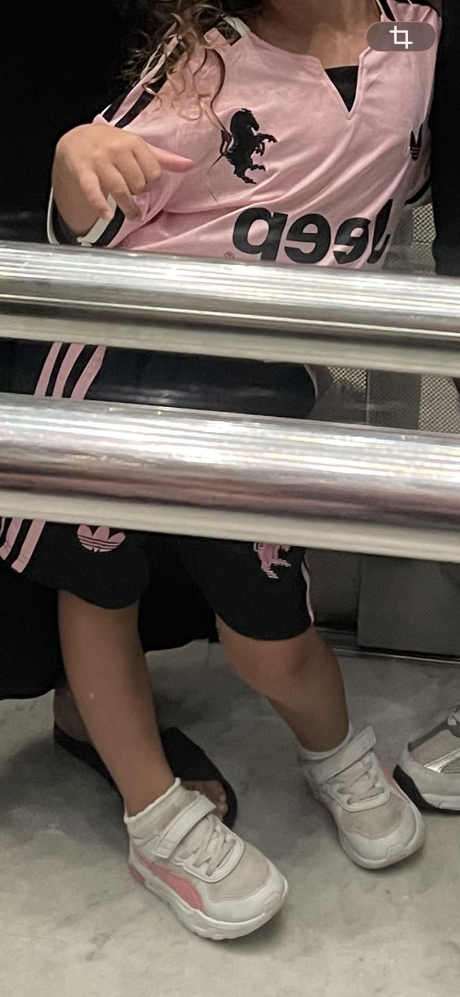 Customer photo review of T-shirt e Pantaloncini per Bambino Juventus Away 26/27