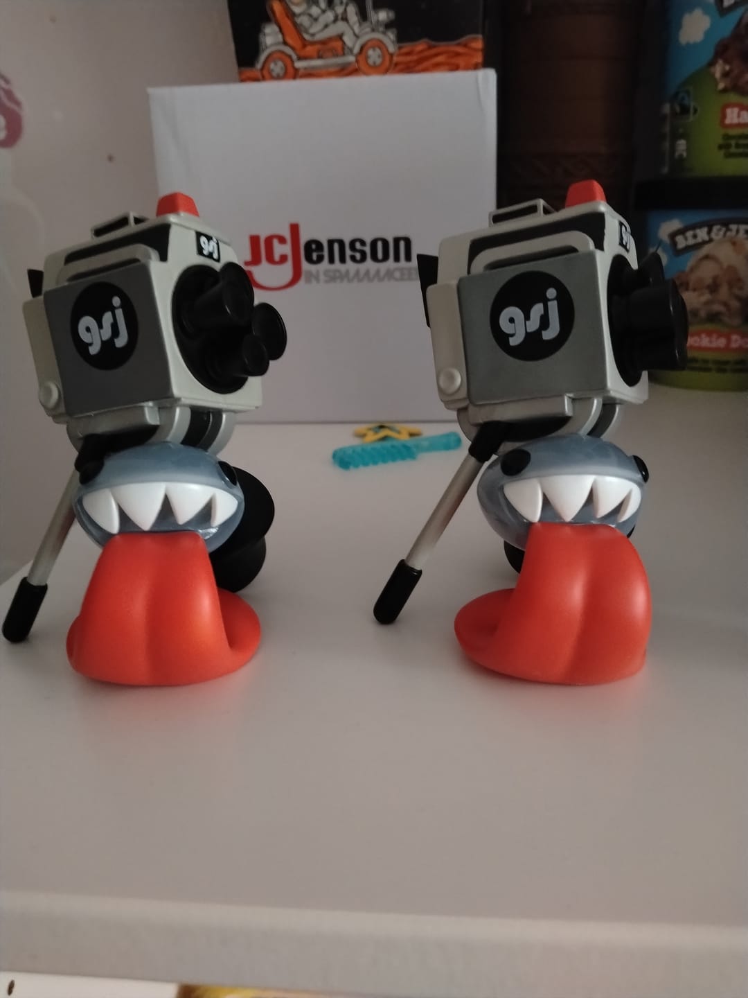 Customer photo review of Digital Circus Animiniz: Side Show Series