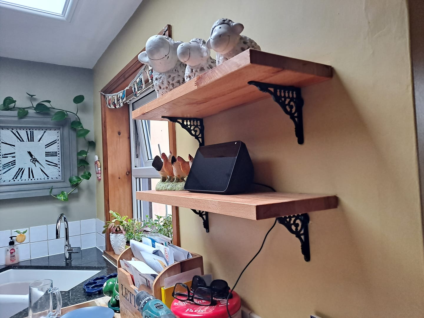 Customer photo review of 6 Inch Railway Cast Iron Shelf Bracket