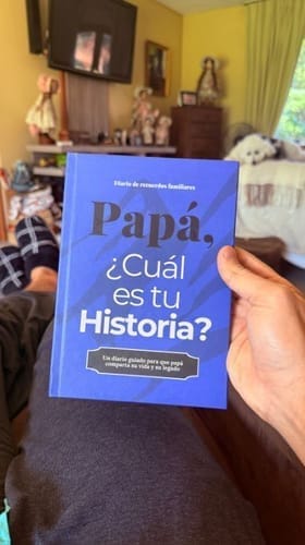 Customer photo review of Papá, Mamá, Abuelo, Abuela — ¿Cuál es tu Historia?