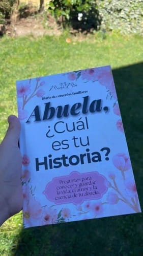 Customer photo review of Papá, Mamá, Abuelo, Abuela — ¿Cuál es tu Historia?