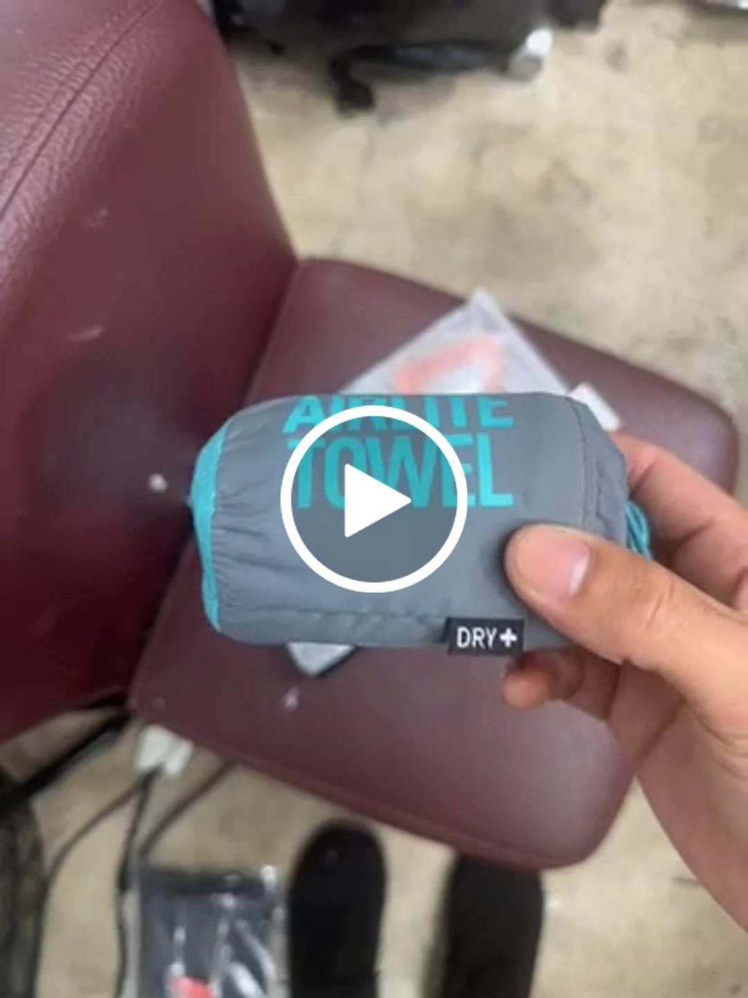Customer video review of Sea To Summit | Airlite Towel