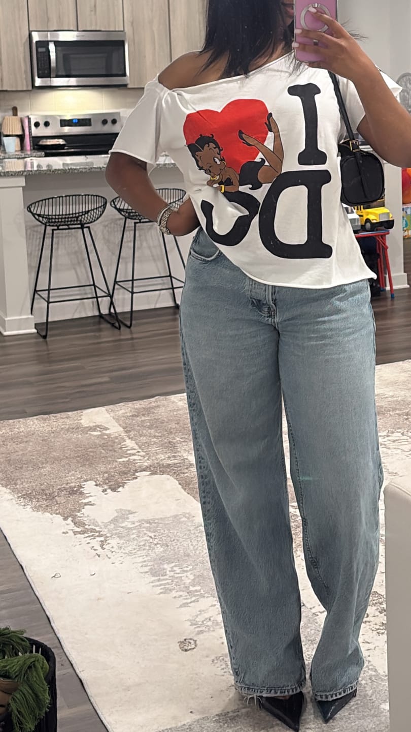 Customer photo review of I <3 DC ONE SHOULDER TOP