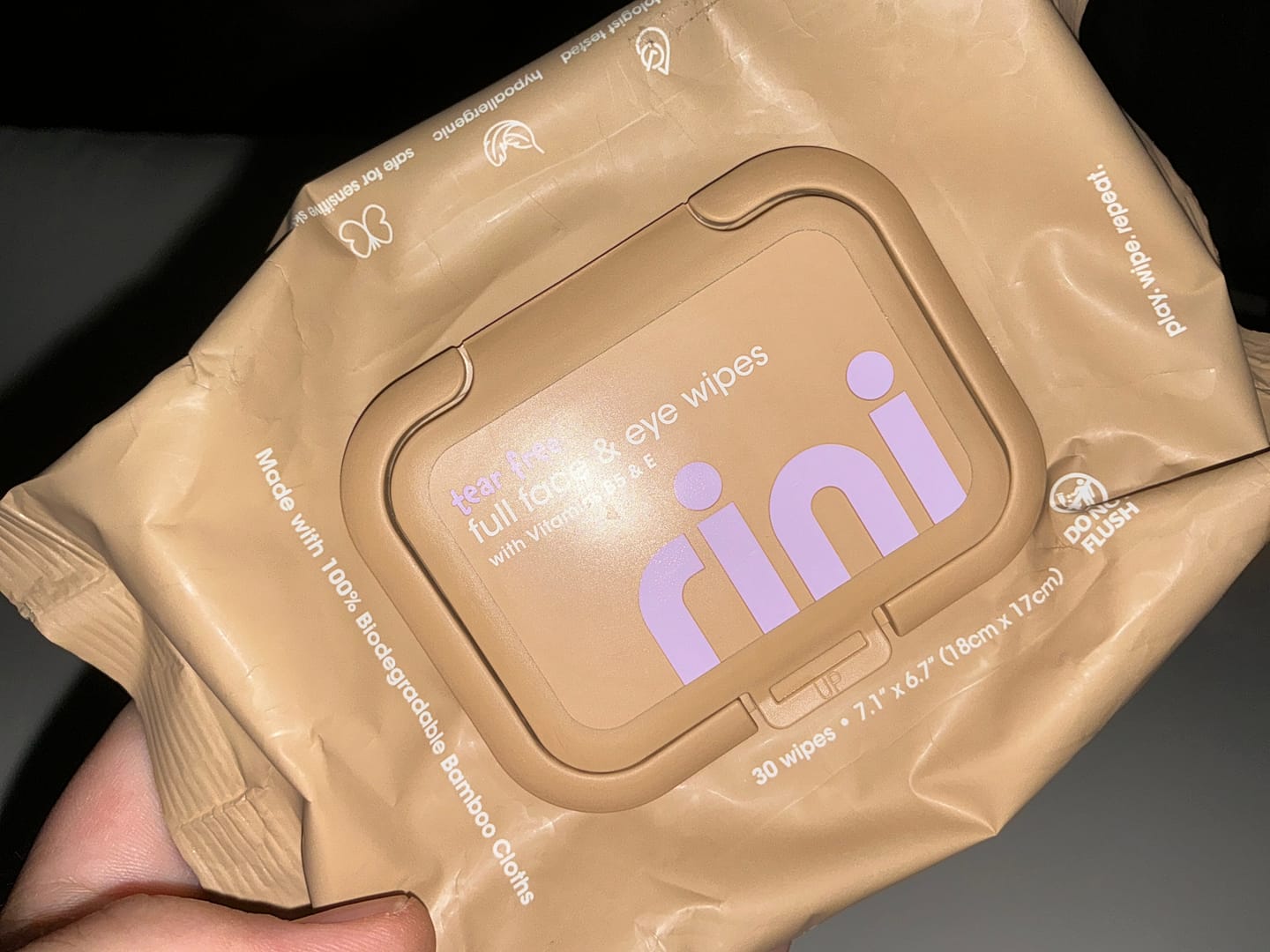 Customer photo review of Full Face & Eye Wipes