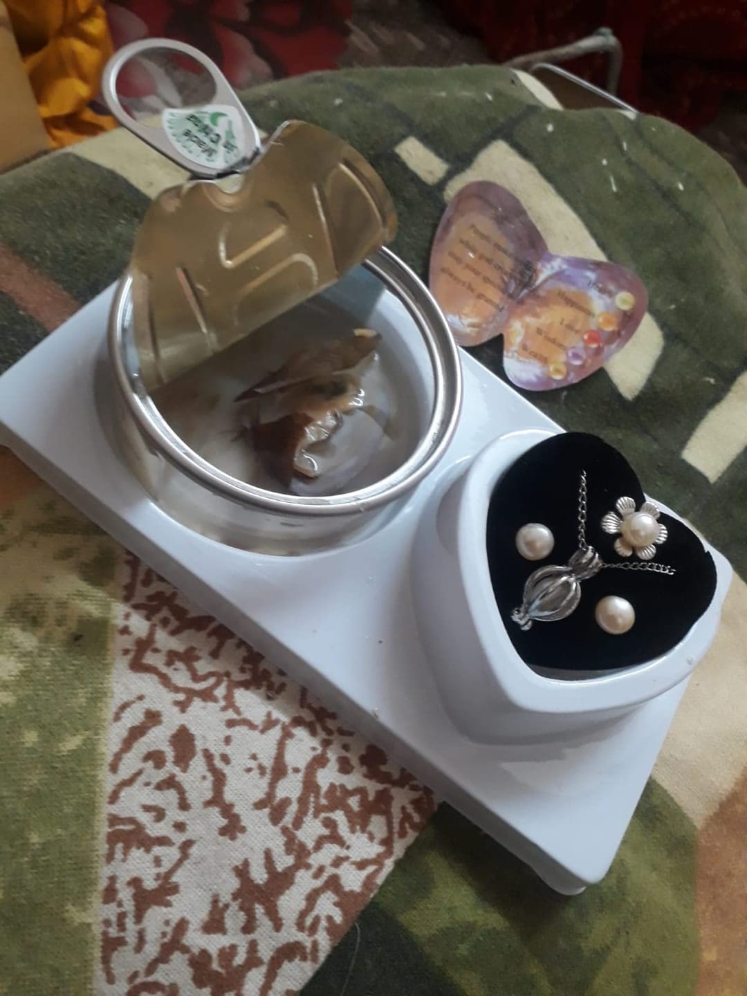 Customer photo review of FEBLOVE™ Ocevara Luxe Necklace