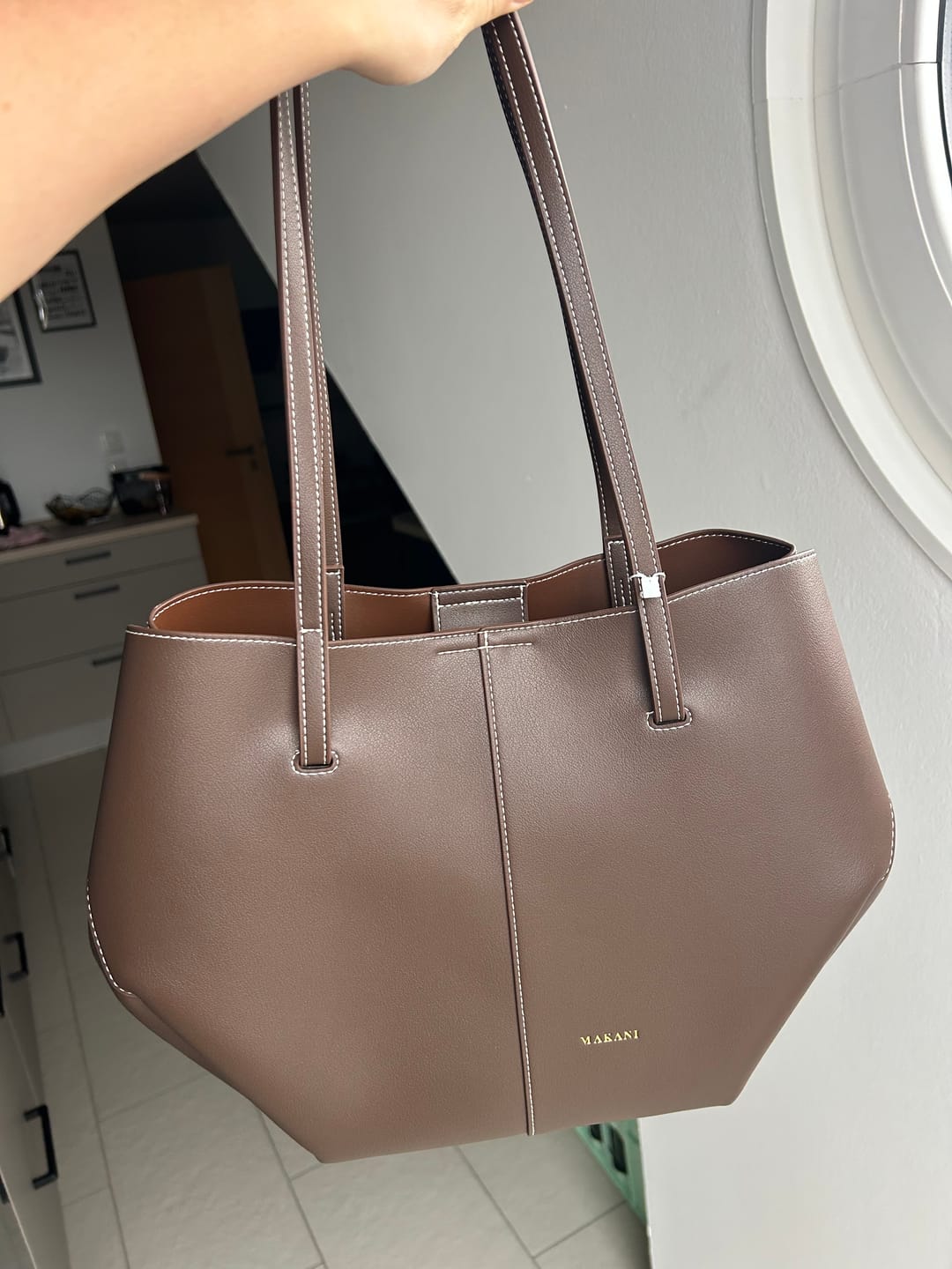 Customer photo review of EMALIA - DARK BROWN