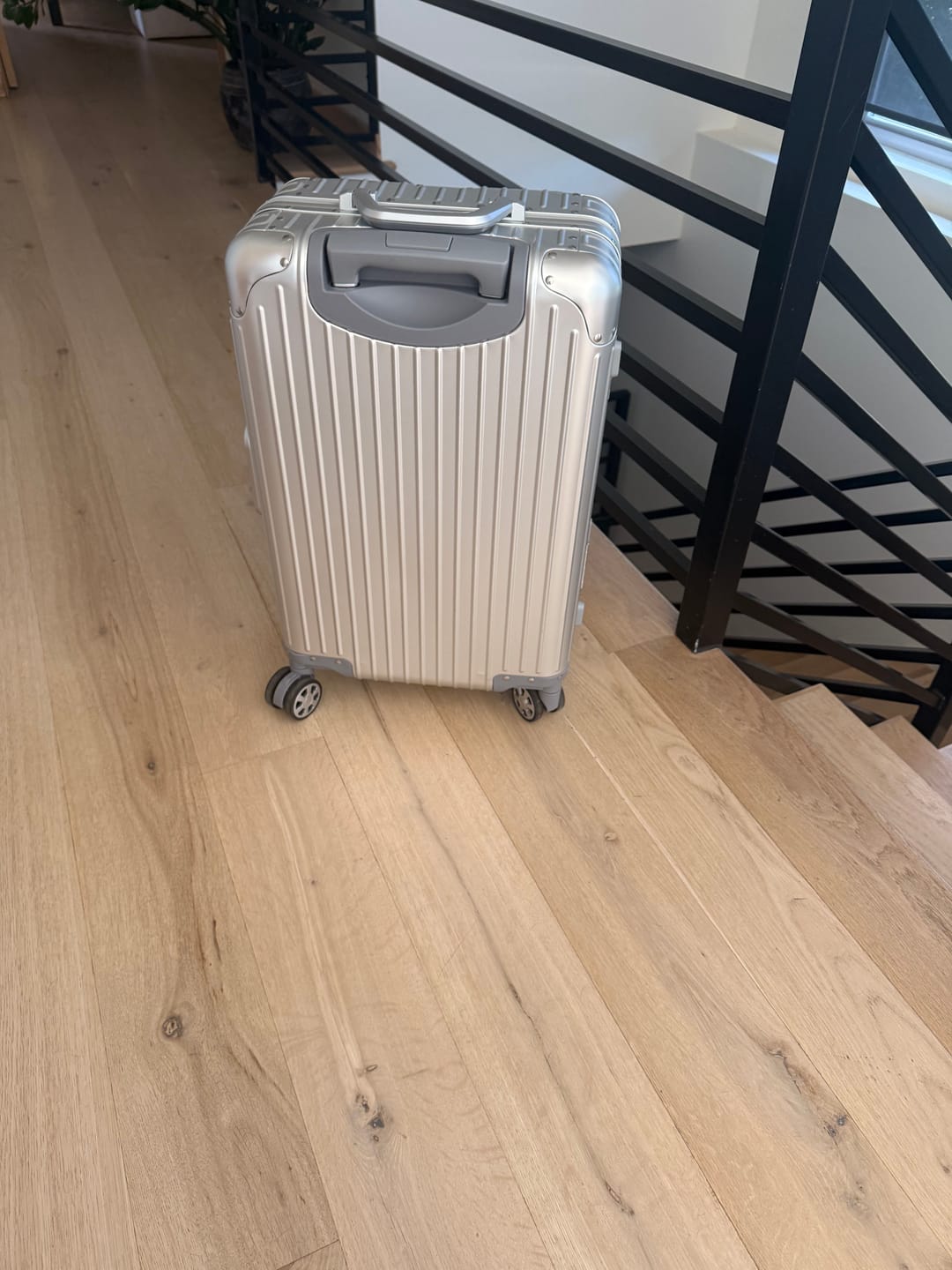 Customer photo review of ALUMINIUM SUITCASE V2 THICKER ALUMINIUM & REMOVEABLE WHEELS