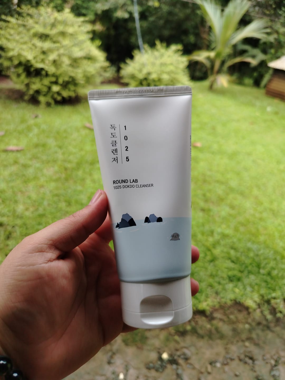 Customer photo review of 1025 Dokdo Cleanser