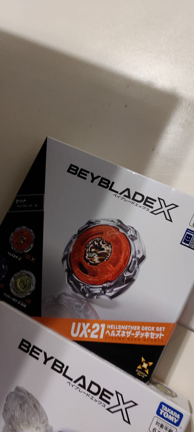 Customer photo review of [Pre-Order] Takara Tomy Beyblade X UX-21 Hells Nether Deck Set