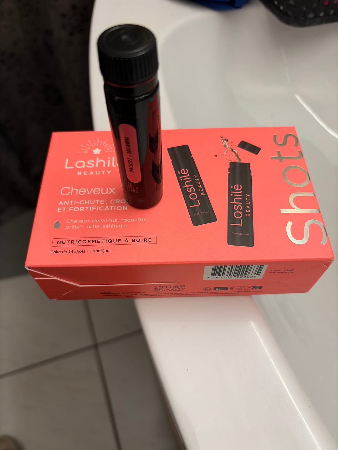 Customer photo review of Shots Cheveux Triple Action - 14 jours