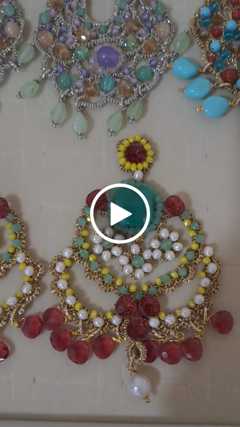 Customer video review of Orecchini campanula bouquet verdi