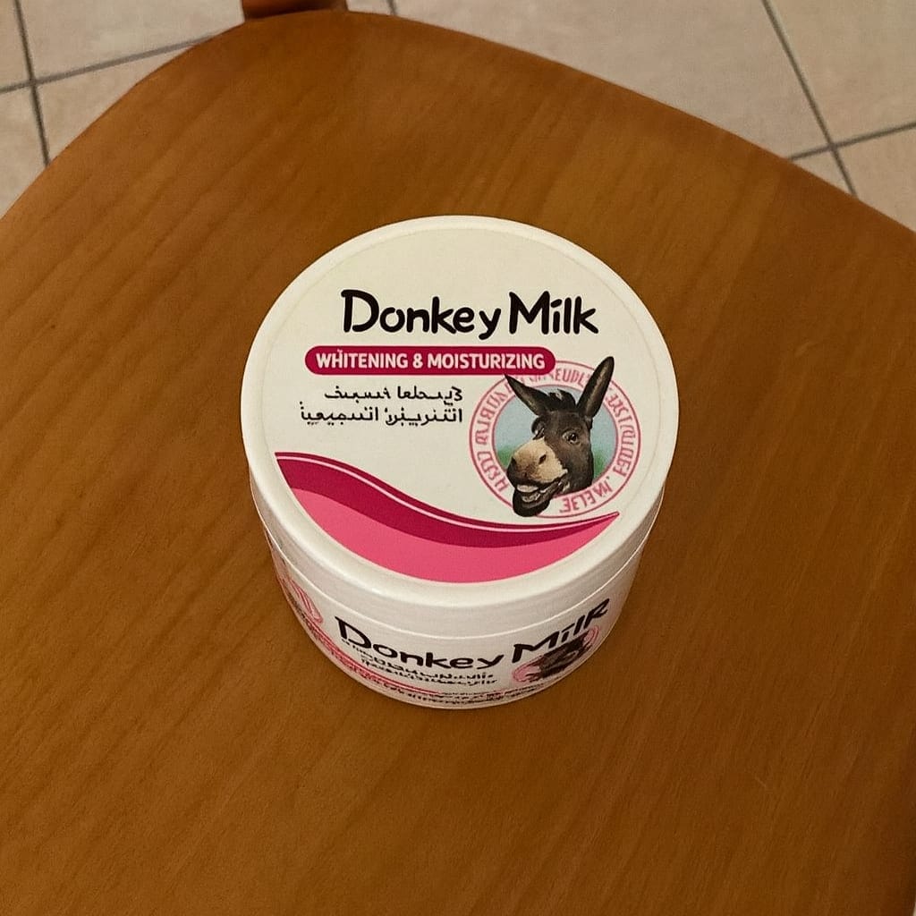 Customer photo review of Krema od Magarećeg Mleka - Vrati Koži Ujednačen Ten