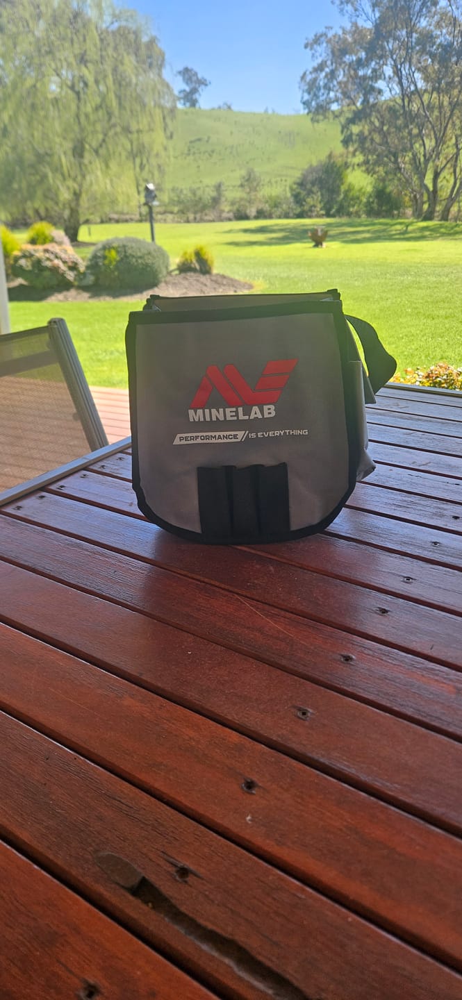 Customer photo review of Minelab Finds Pouch - Prospecting gold and Coin relics
