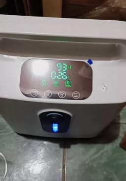Customer photo review of VARON DF-011 |Continuous Flow Home-Use 1-8L/Min Oxygen Concentrator