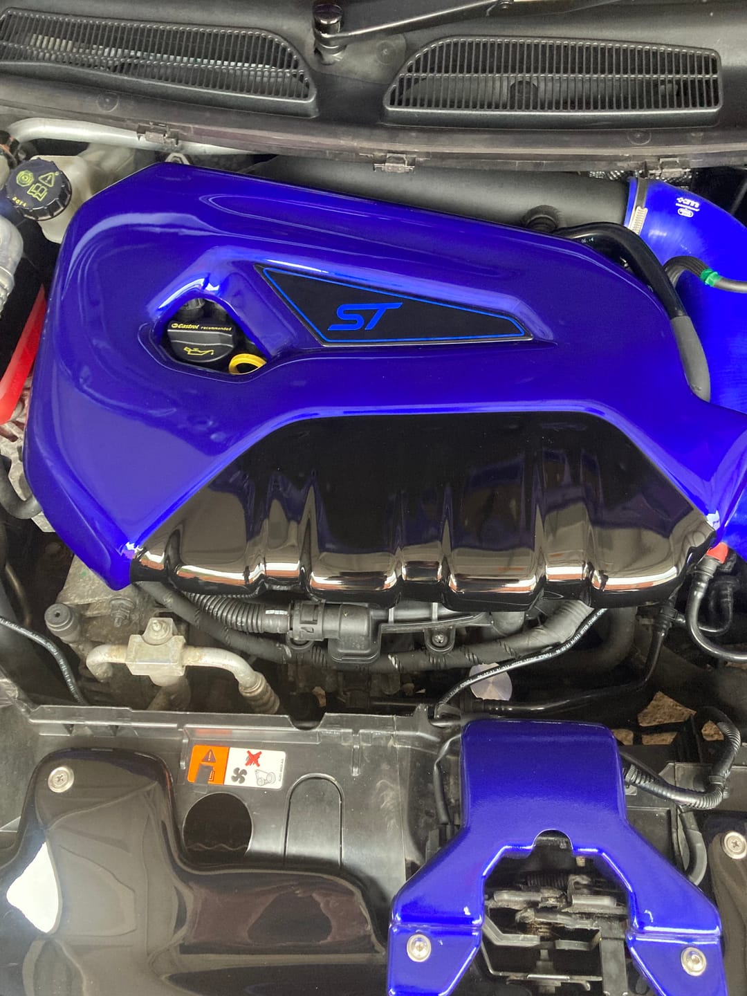 Customer photo review of Proform Engine Cover - Fiesta Mk7.5 ST180 / ST200 (Painted Finishes)