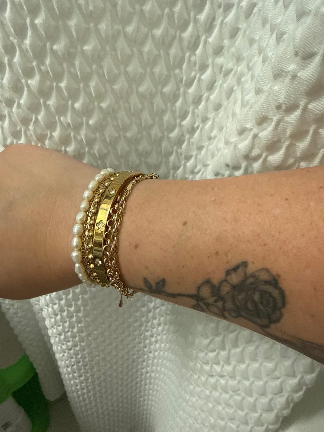 Customer photo review of Gold Clover Bangle