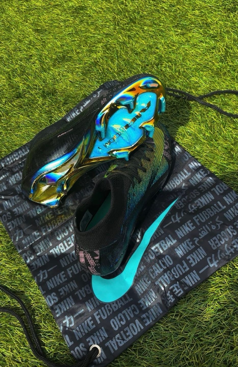 Customer photo review of Nike Mercurial Superfly 10 Elite FG Cosmic Speed Noir
