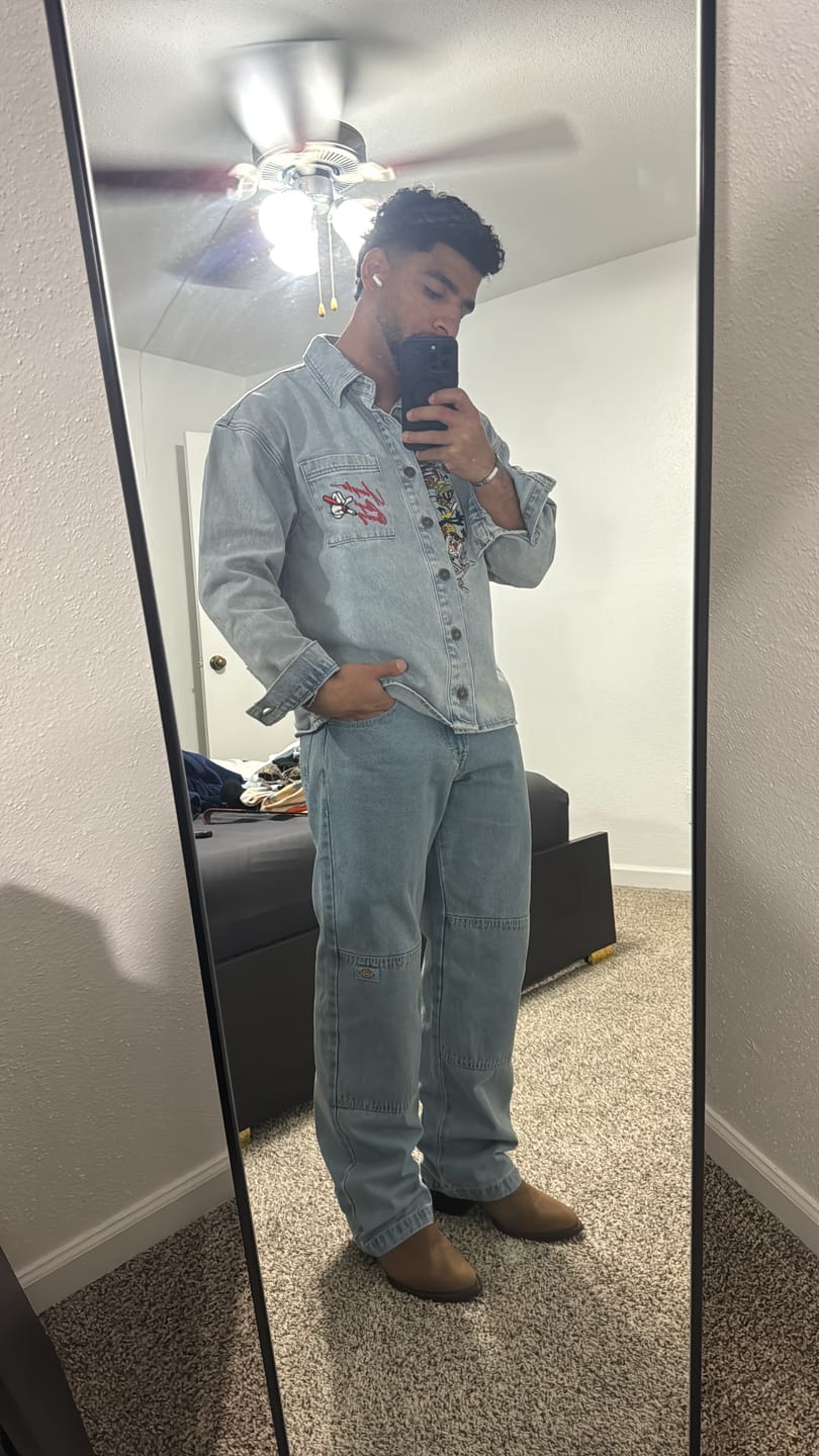 Customer photo review of 8112 - Looney Tunes Denim Shirt