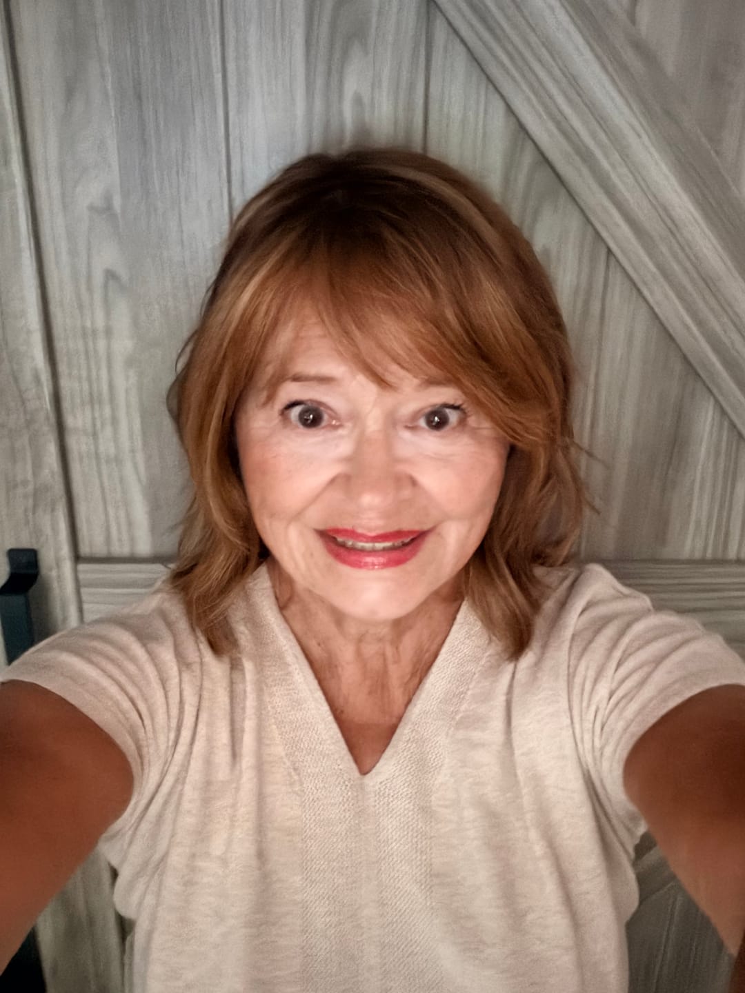 Customer photo review of FLIRT ALERT - Mocha Maple Frost