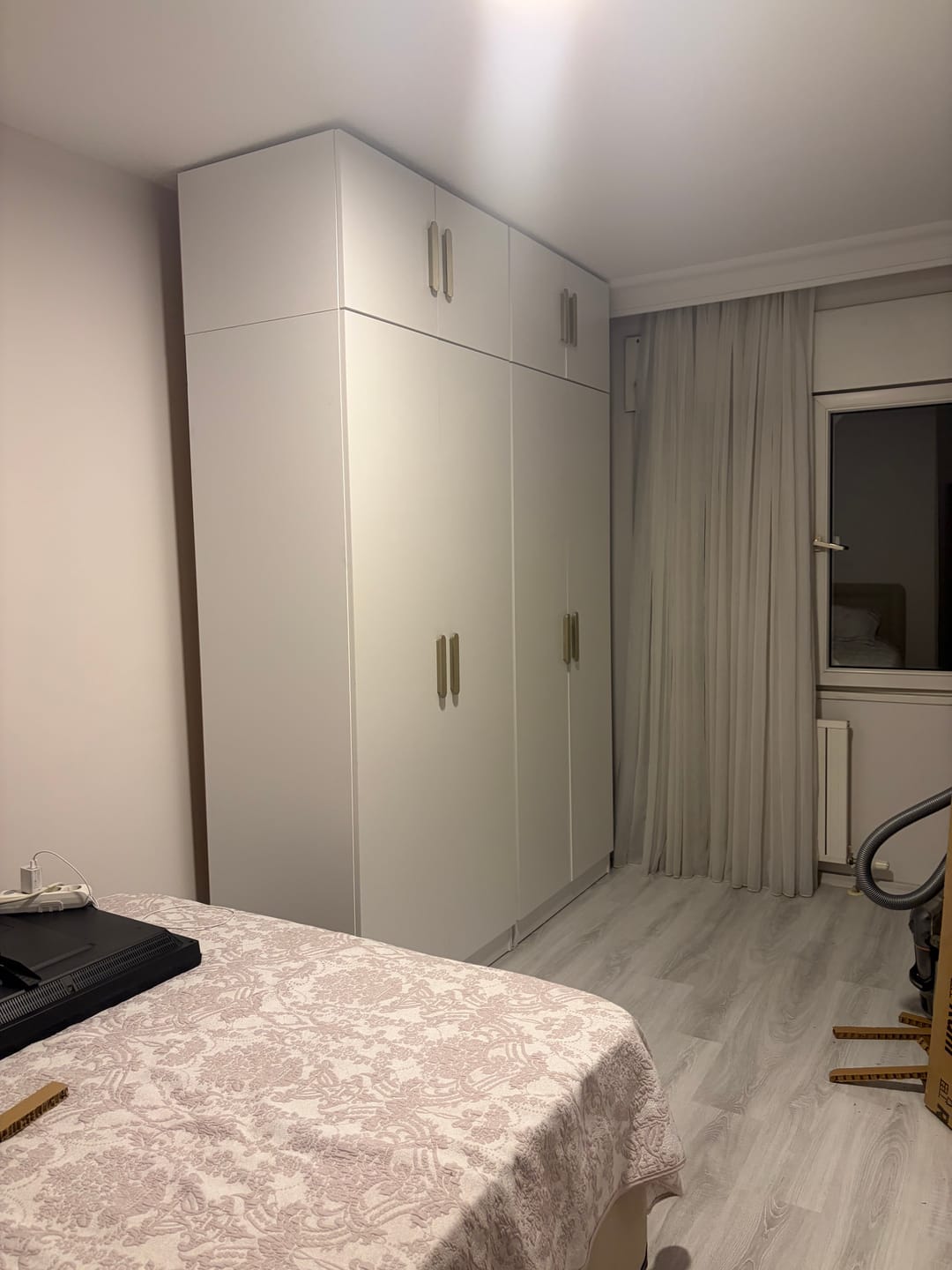 Customer photo review of Rani BA165 Modüler Gardırop 4 Kapaklı Raflı Elbise Dolabı Beyaz