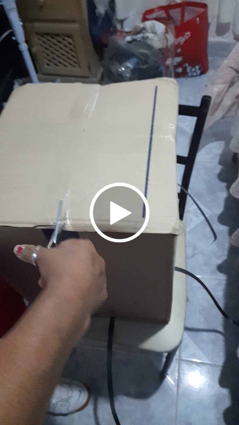 Customer video review of Paq 6 Pares Tenis 270 Blanco Negro Rojo 25/28.5