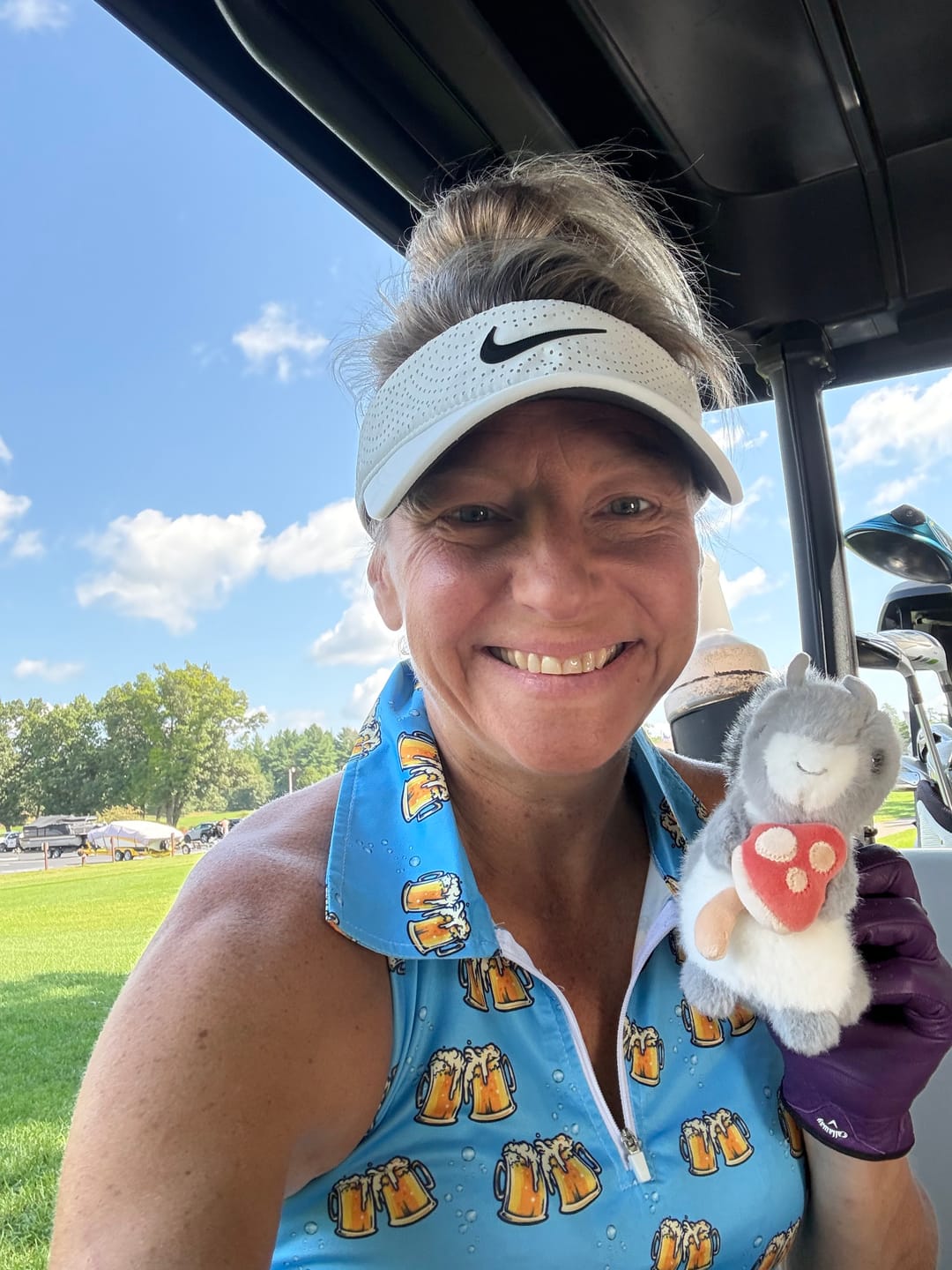 Customer photo review of Cheers Beer Women’s Sleeveless Golf Tank Top Shirt Polo