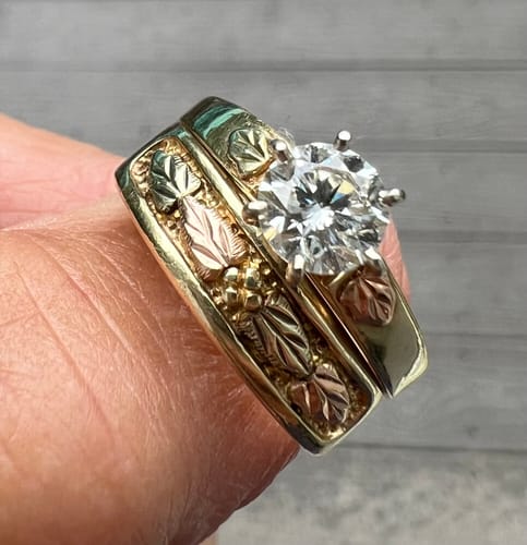 Customer photo review of Elegant 1/4 Carat Diamond Engagement - Black Hills Gold Ladies Ring