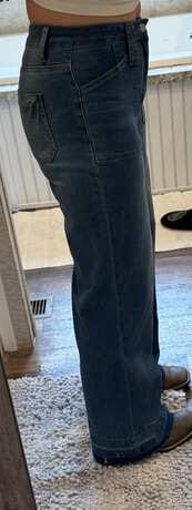 Customer photo review of Women's Wide Leg Denim Jeans