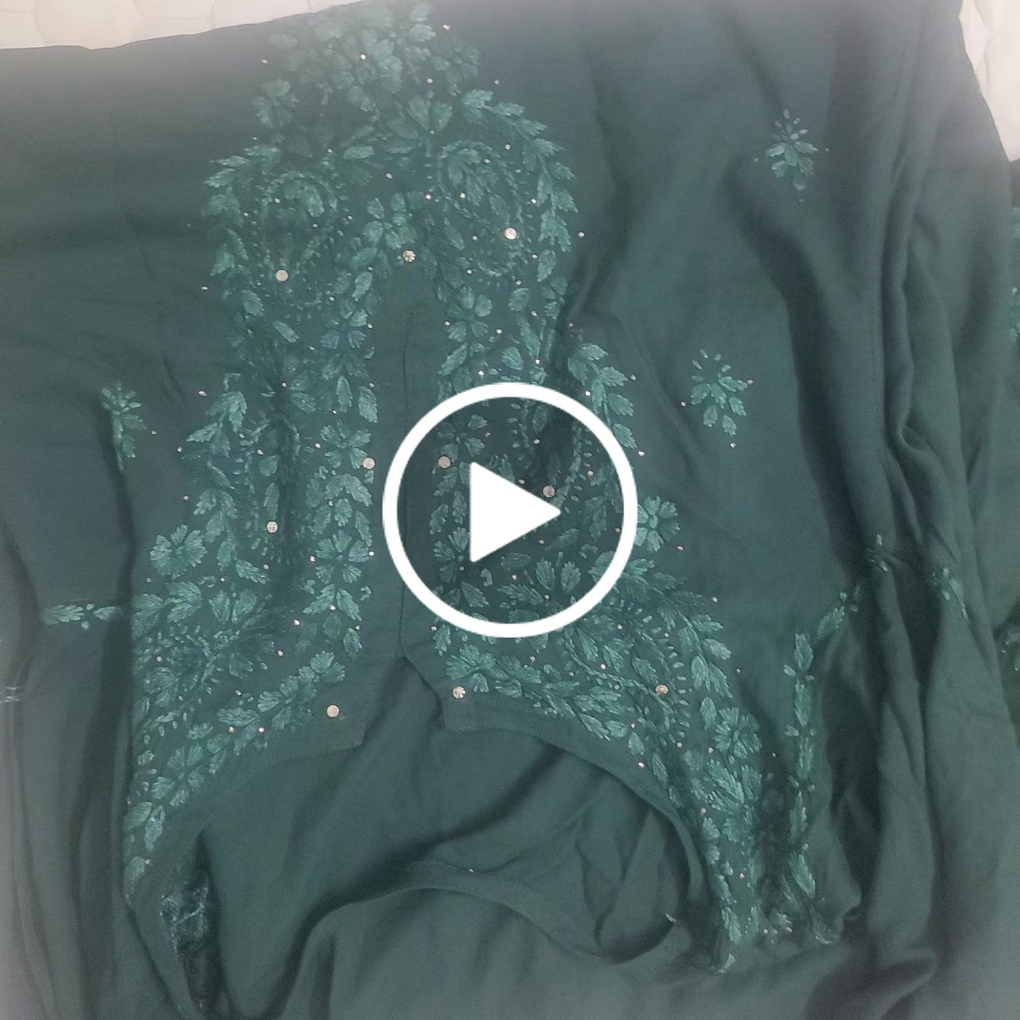 Customer video review of Bottle Green 2 piece Rayon Mukaish set