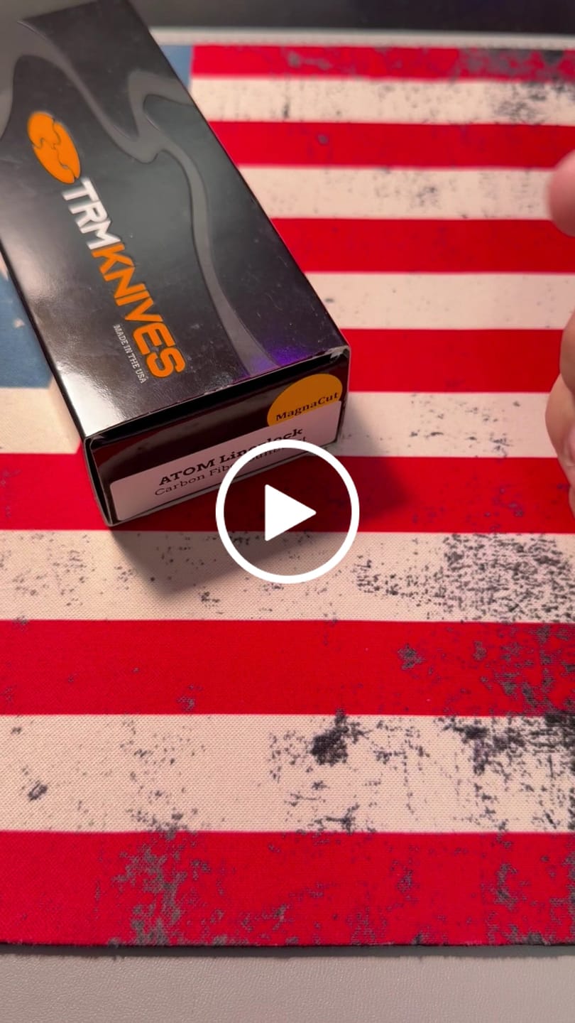Customer video review of TRM ATOM Liner Lock - CPM-MagnaCut, Carbon Fiber 3D Sunburst, Titanium Liners - Made in USA (DLR-ATM-CF-SB)