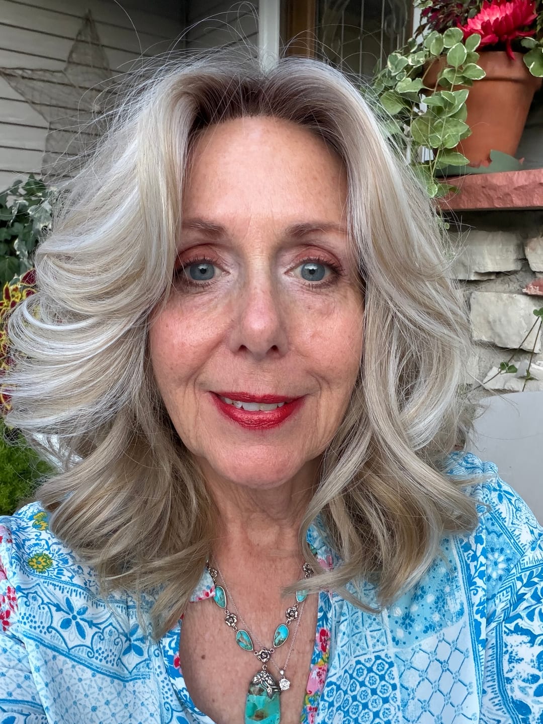 Customer photo review of PERFECTLY POISED - Cream Soda Blonde
