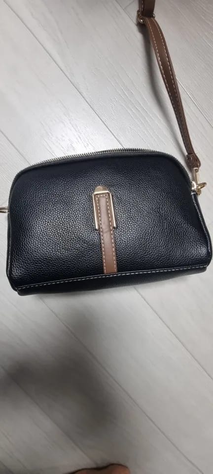Customer photo review of Charlotte | Women's Leather Crossbody Bag