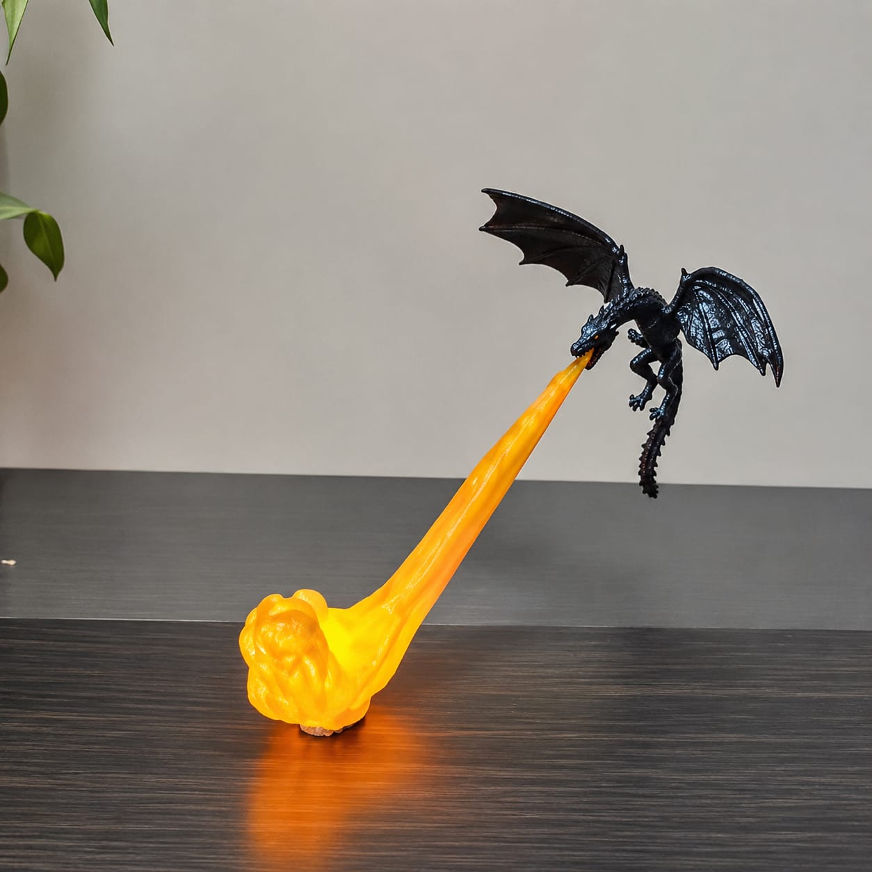 Customer photo review of Dragon flame lamp