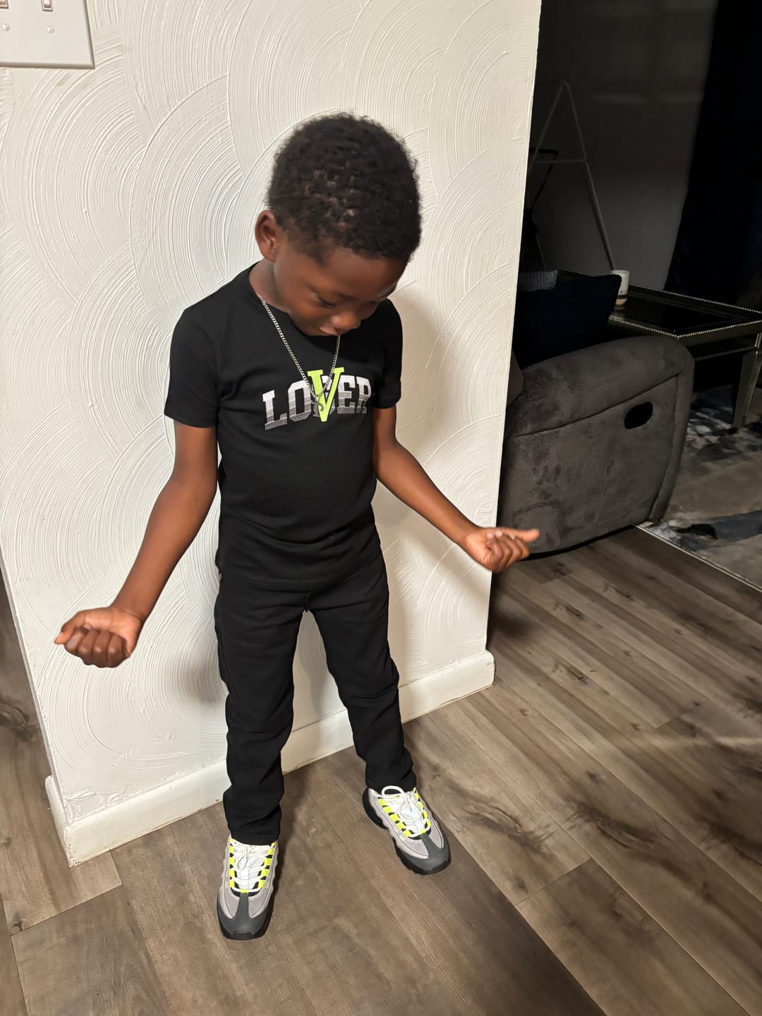 Customer photo review of Loser Lover Varsity SNRT Sneaker Tees Kids - Air Max 95 Neon Yellow