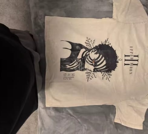 Customer photo review of Shinazugawa Sanemi Demon Slayer Tshirt