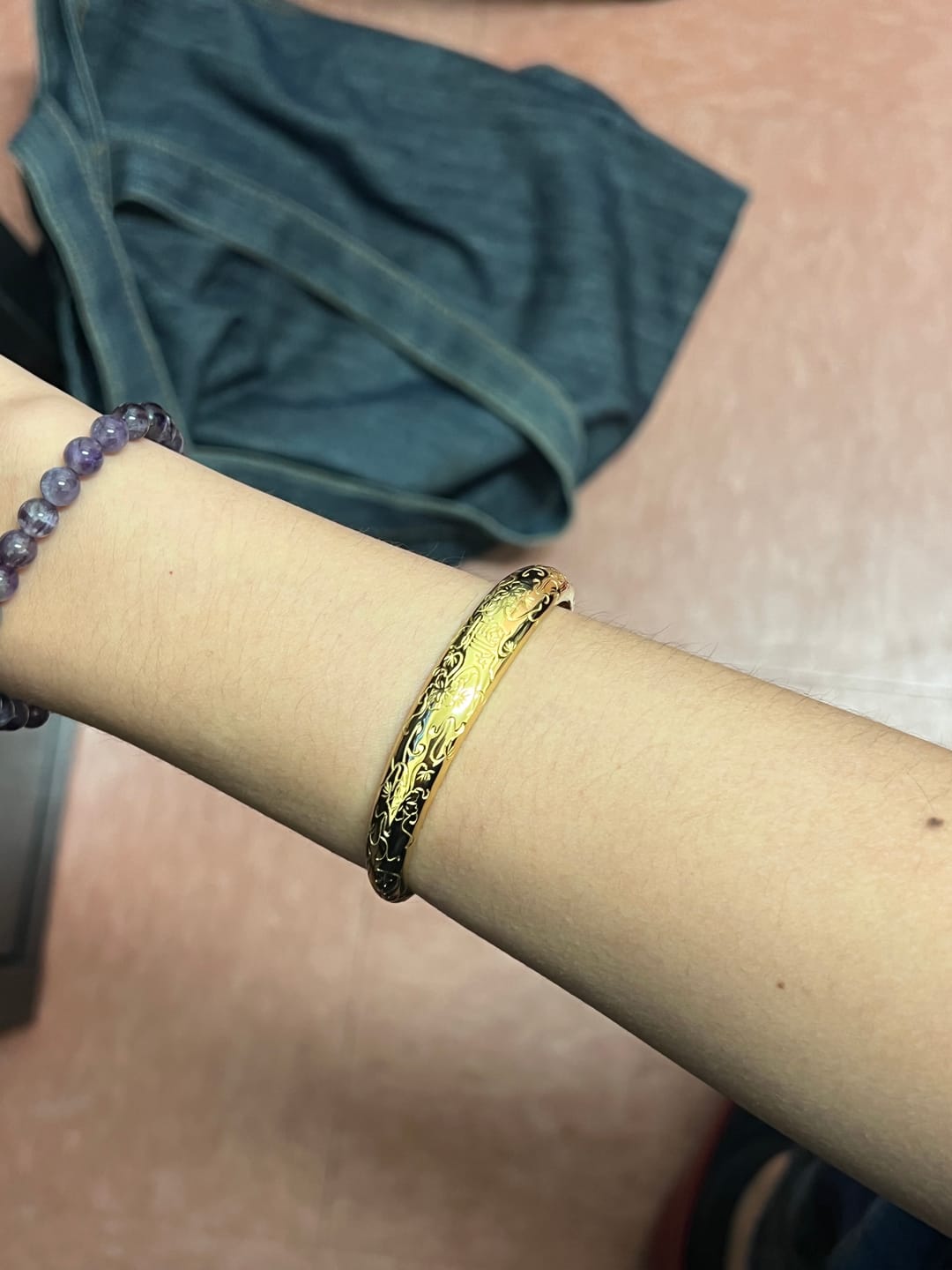 Customer photo review of Plum Blossom Happiness Bangle