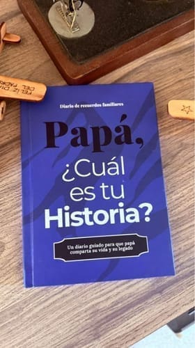 Customer photo review of Papá, Mamá, Abuelo, Abuela — ¿Cuál es tu Historia?