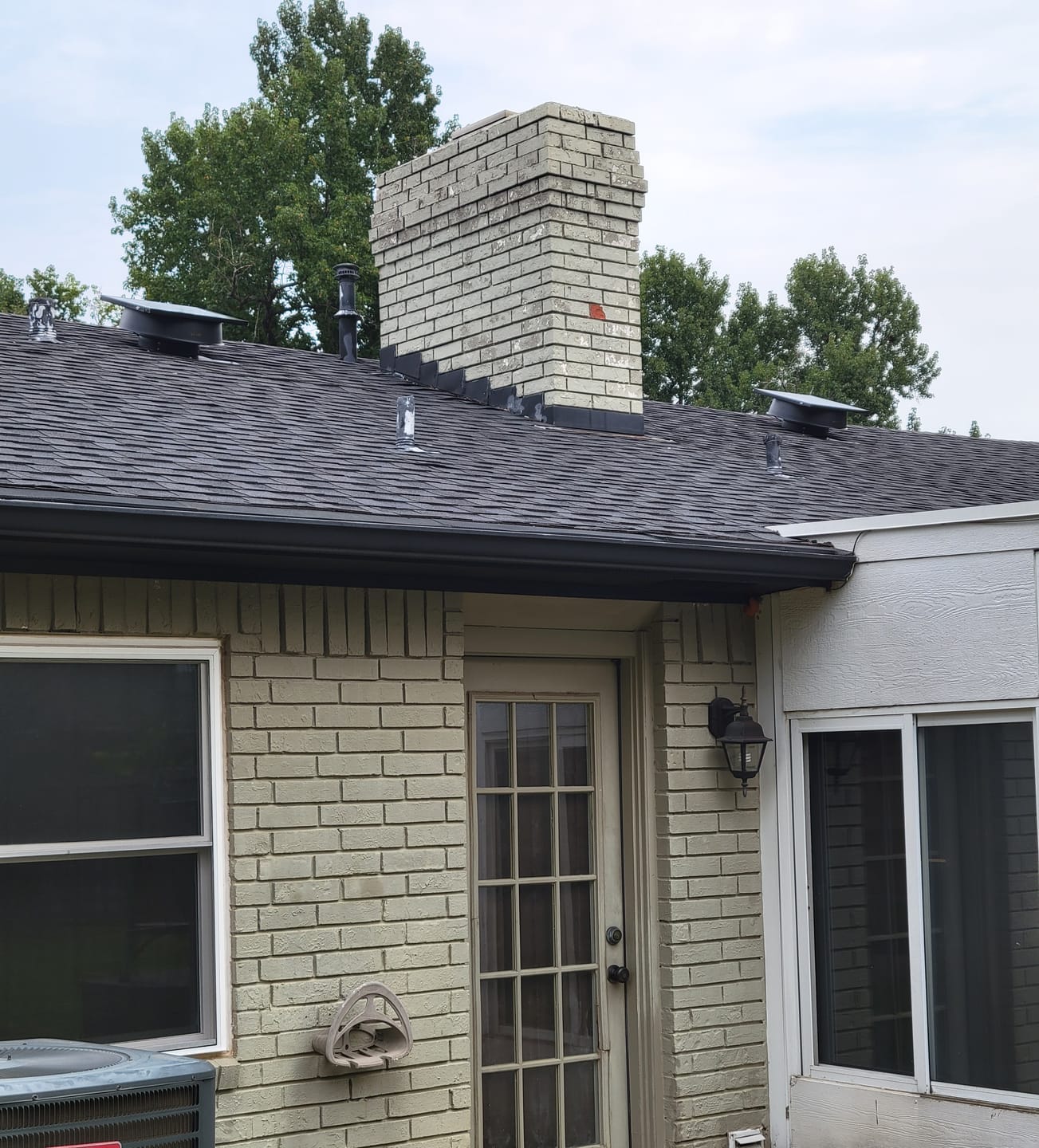 Customer photo review of 12" Solar Roof Fan-55W Dual-Power