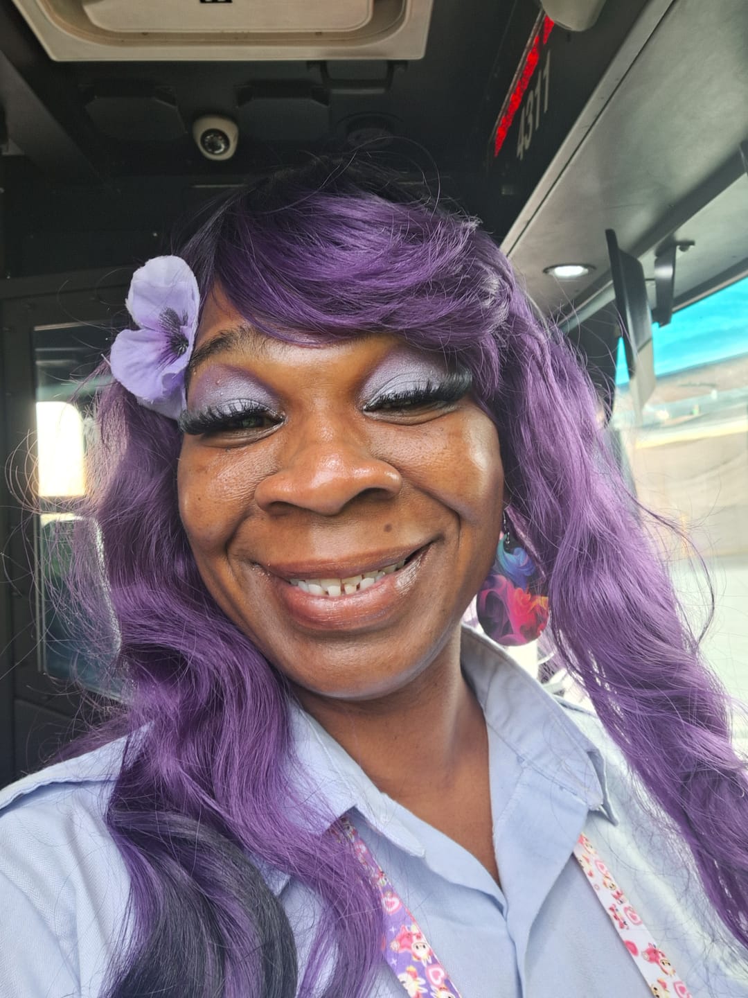 Customer photo review of Outre Wigpop Style Selects Full Wig - ARIZONA