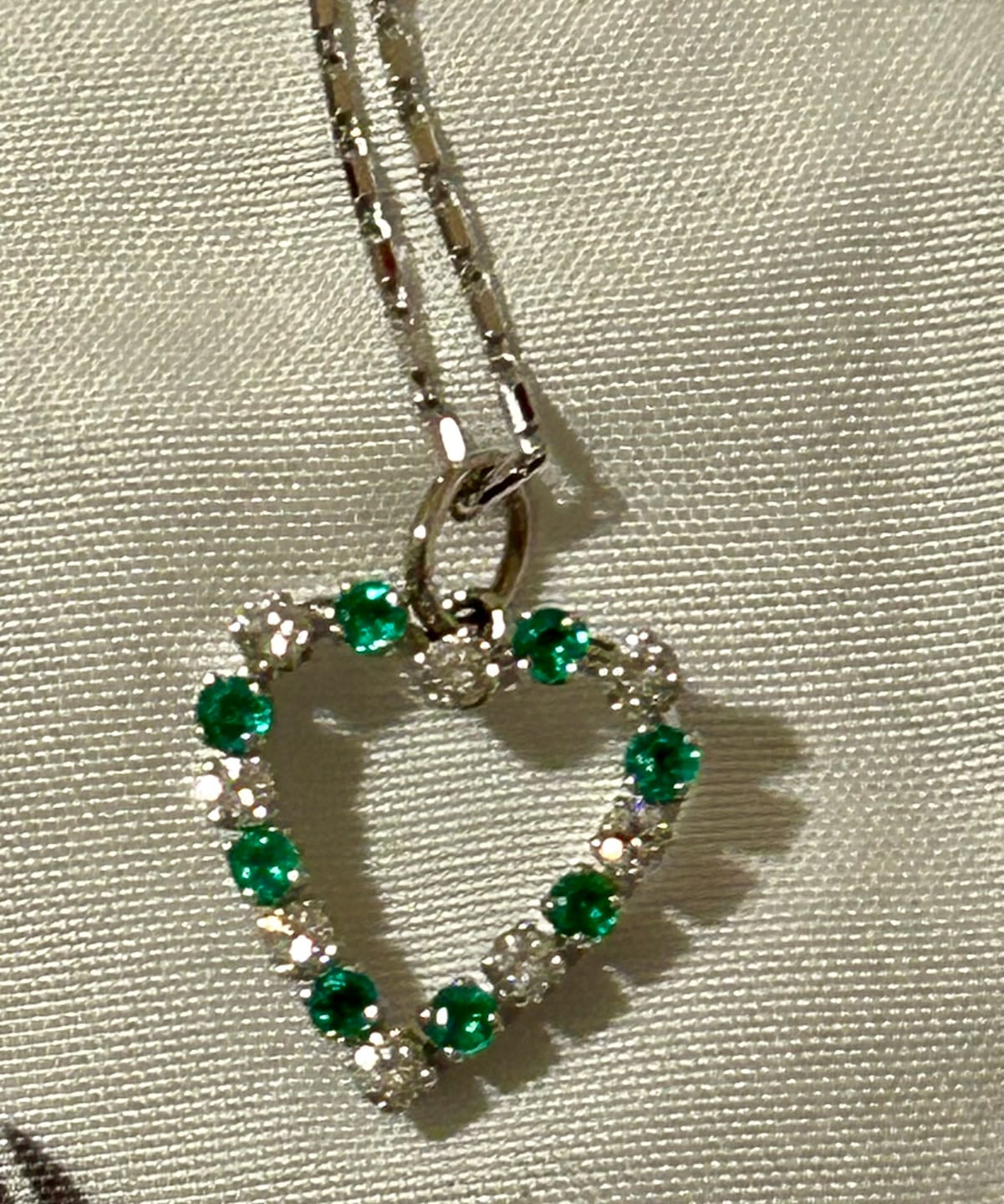 Customer photo review of Vintage 14k White Gold Diamond Emerald Adorable Evergreen Heart Pendant