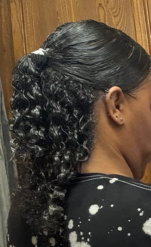 Customer photo review of Tropical Oasis Anti-Humidity Firm Hold Hair Gel