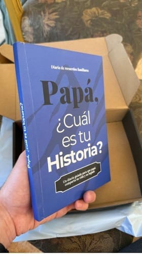 Customer photo review of Papá, Mamá, Abuelo, Abuela — ¿Cuál es tu Historia?