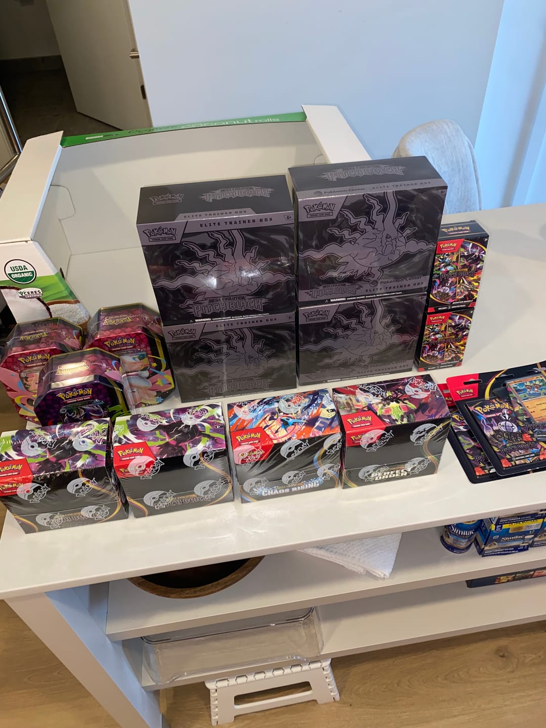 Customer photo review of (PRE ORDER) Pitch Black Booster Box