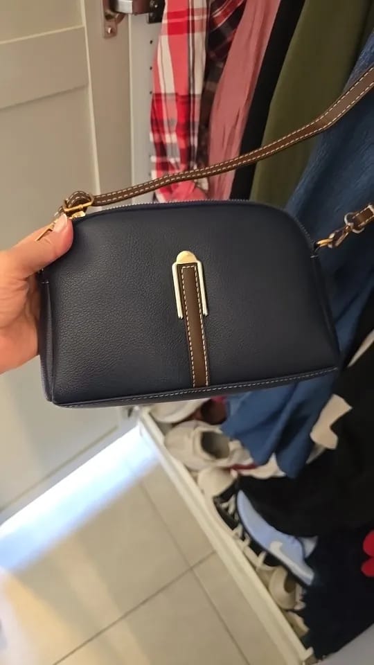 Customer photo review of Charlotte | Women's Leather Crossbody Bag