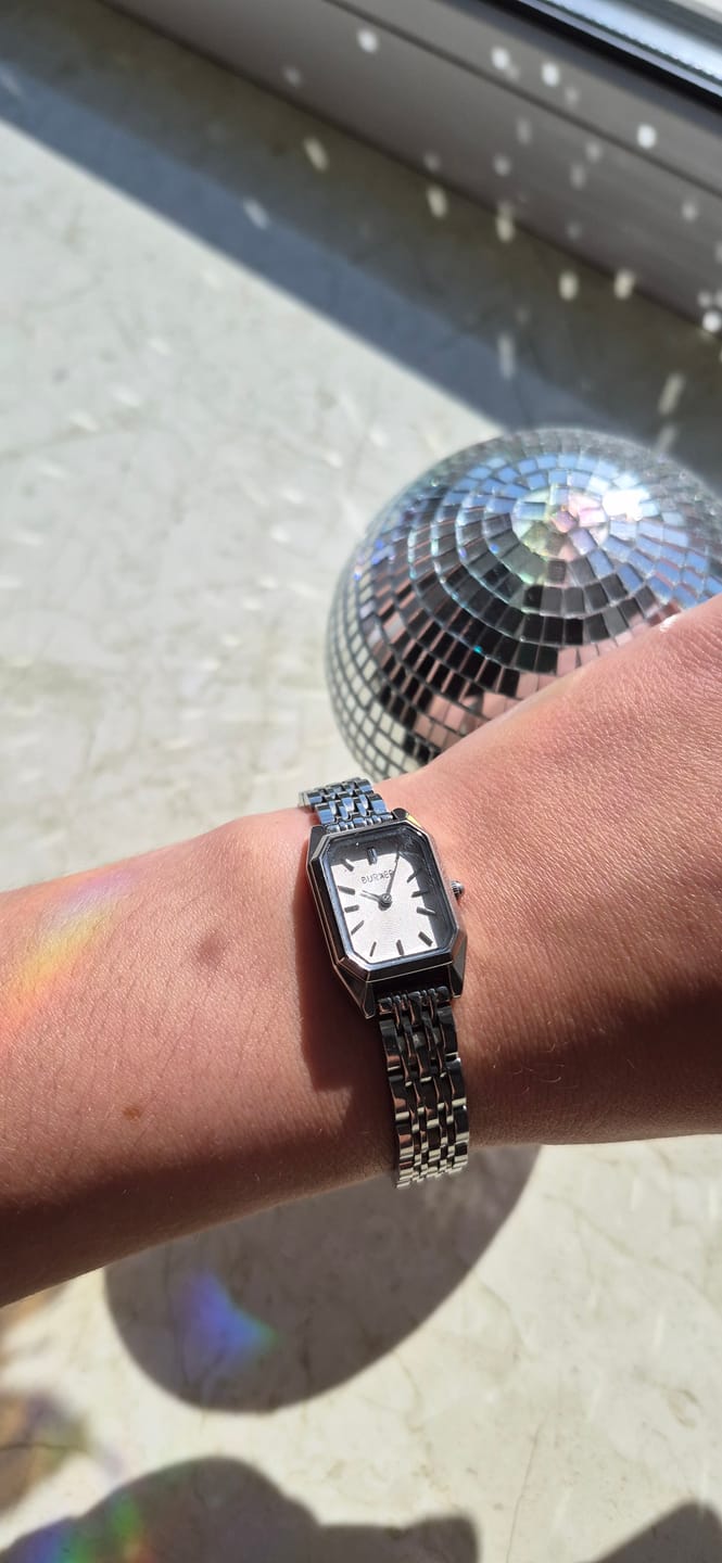 Customer photo review of Isabell Petite Silver