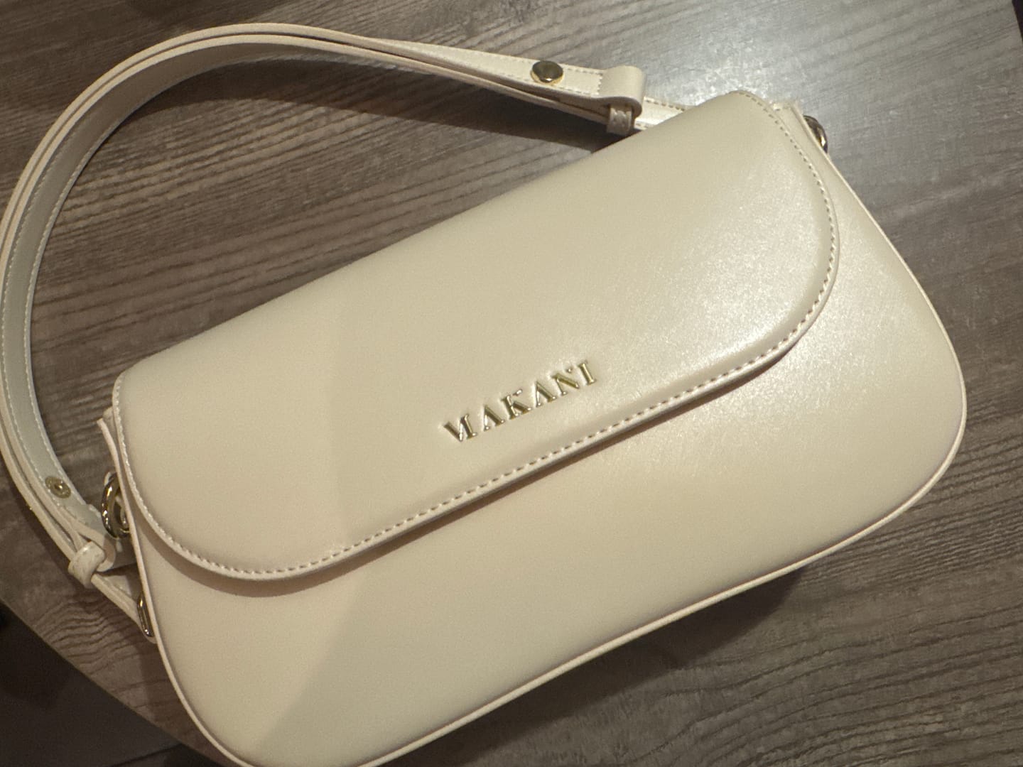 Customer photo review of CHLOIE - CREME