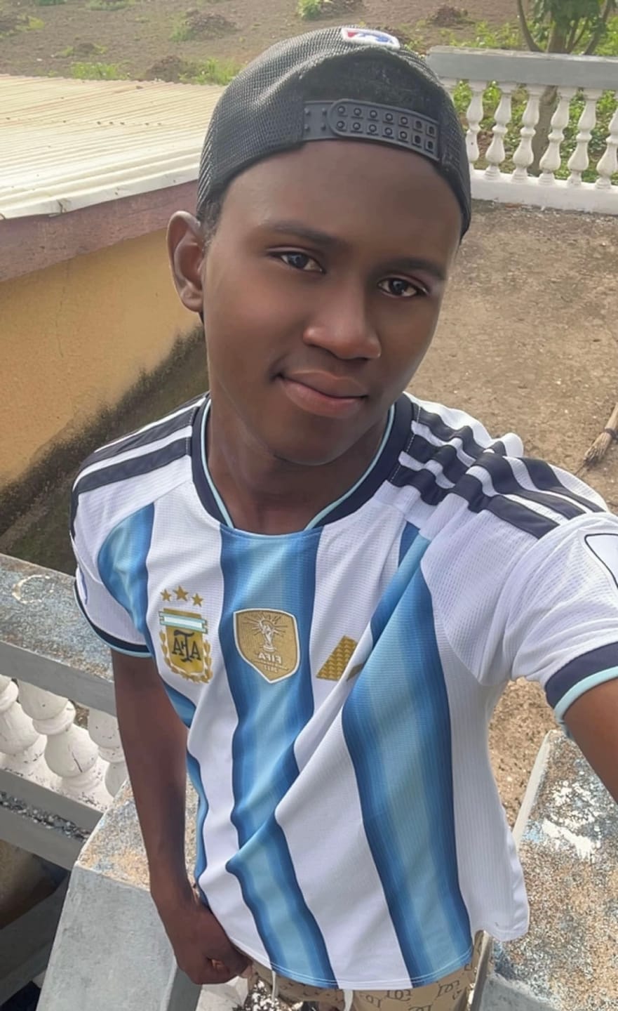 Customer photo review of ARGENTINA HOME AUTHENTIC JERSEY